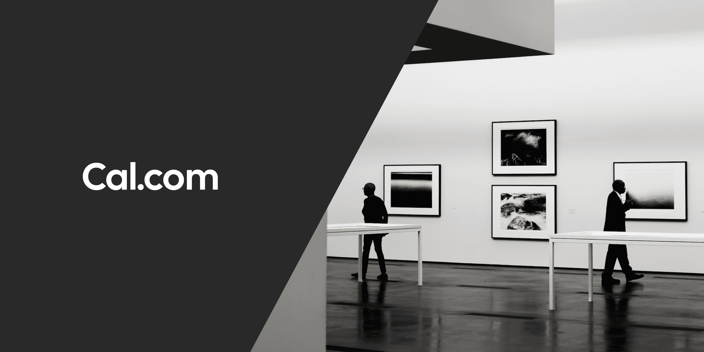 Black and white photo of an art gallery